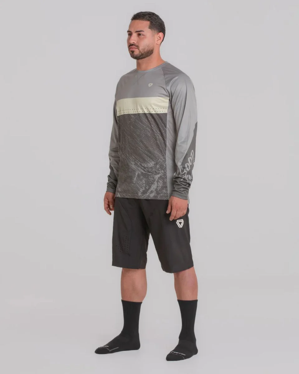 Buzo GW Rough Arena Gris - Imagen 4