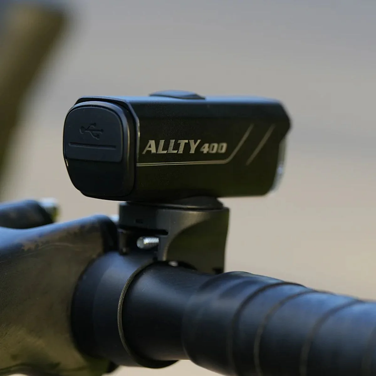 Luz Delantera Magicshine Allty 400 Lm USB-C V2.0 - Imagen 3