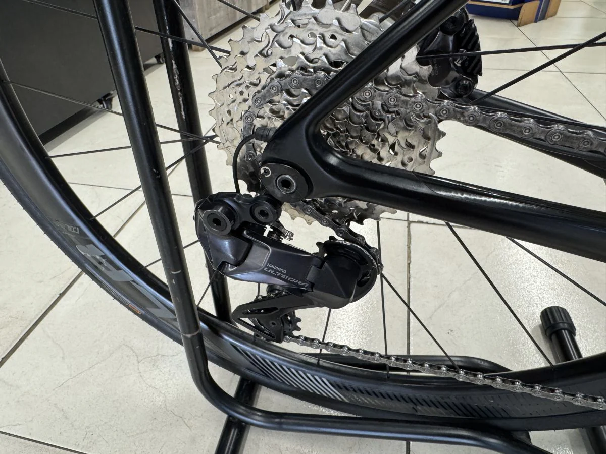 Bicicleta Ruta Giant TCR Advanced Pro 1 Di2 Usada Negra - Imagen 3