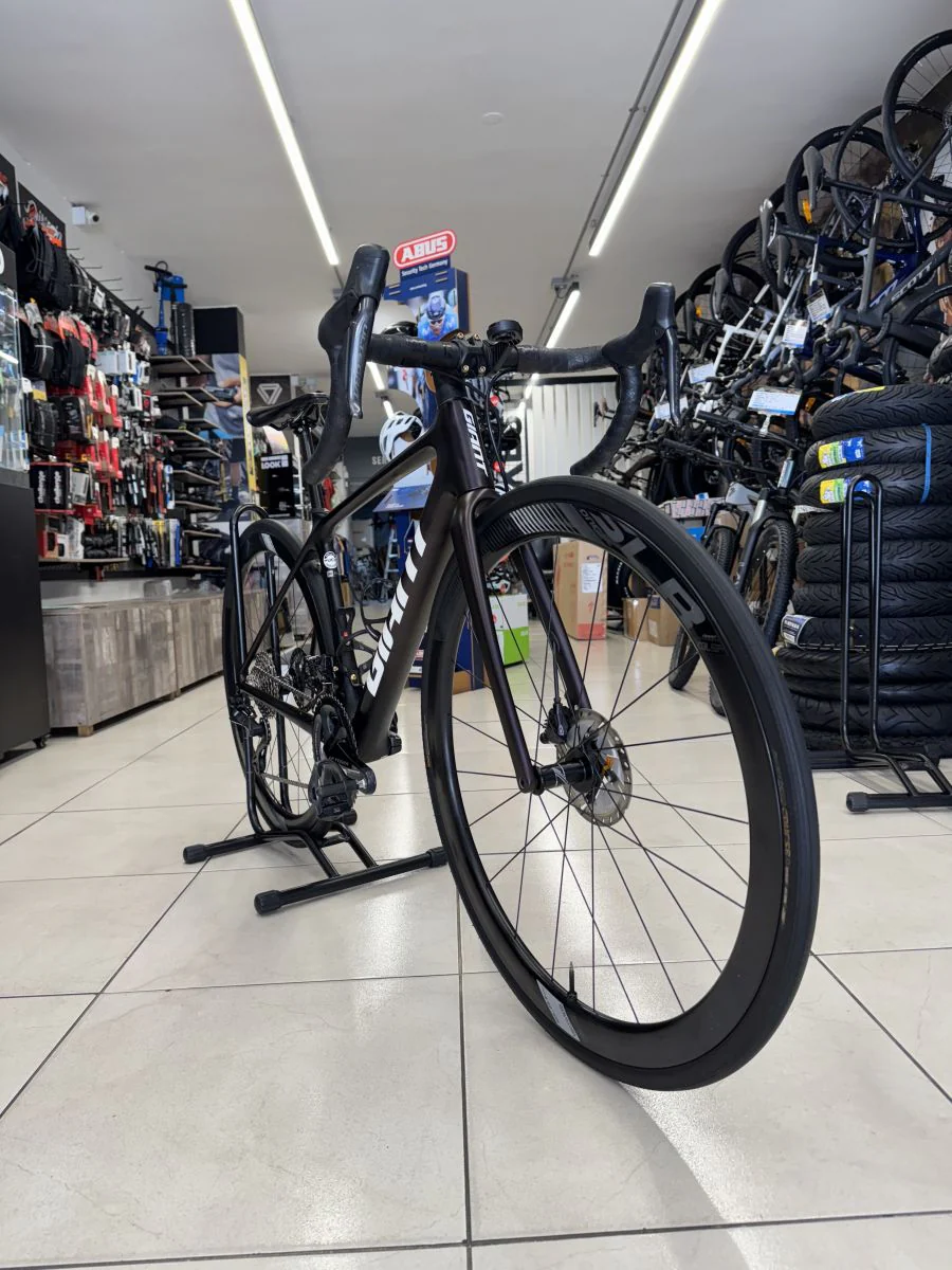 Bicicleta Ruta Giant TCR Advanced Pro 1 Di2 Usada Negra - Imagen 8